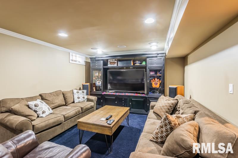 106 East Northgate Road Peoria, IL 61614 - Photo 31 of 41 Gallery Image 31