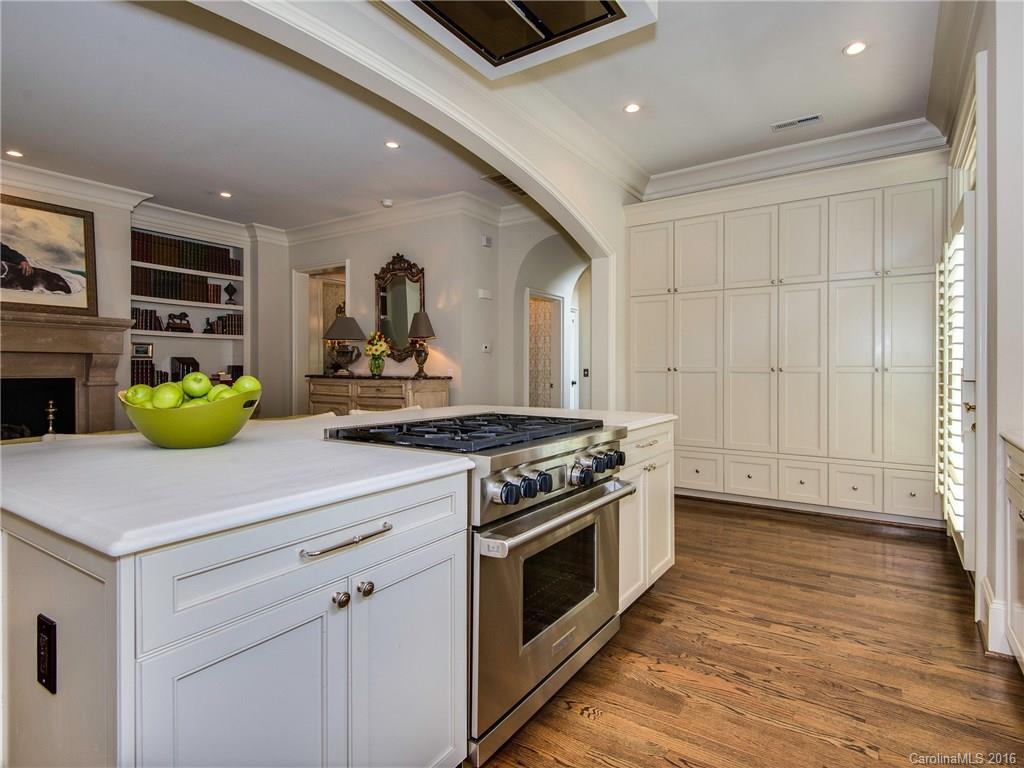 1914 Providence Road, Unit B Charlotte, NC 28211 - Photo 13 of 24 Gallery Image 13