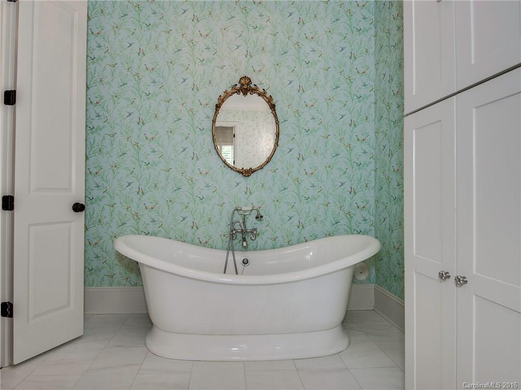 1914 Providence Road, Unit B Charlotte, NC 28211 - Photo 8 of 24 Gallery Image 8