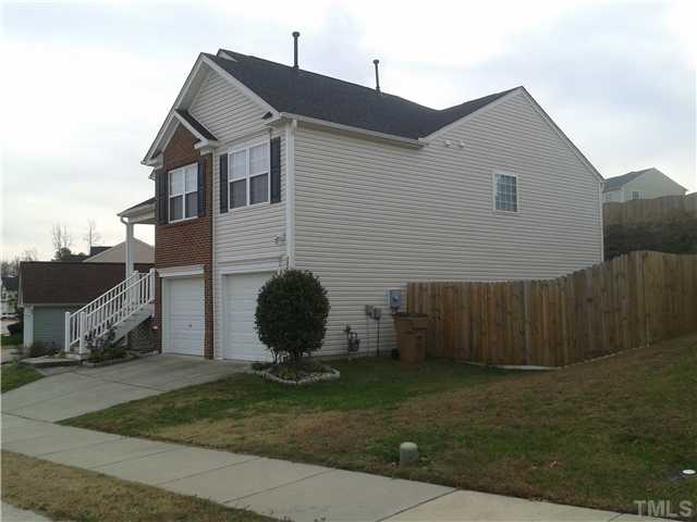 4812 Jelynn Street Raleigh, NC 27616 - Photo 3 of 12 Gallery Image 3