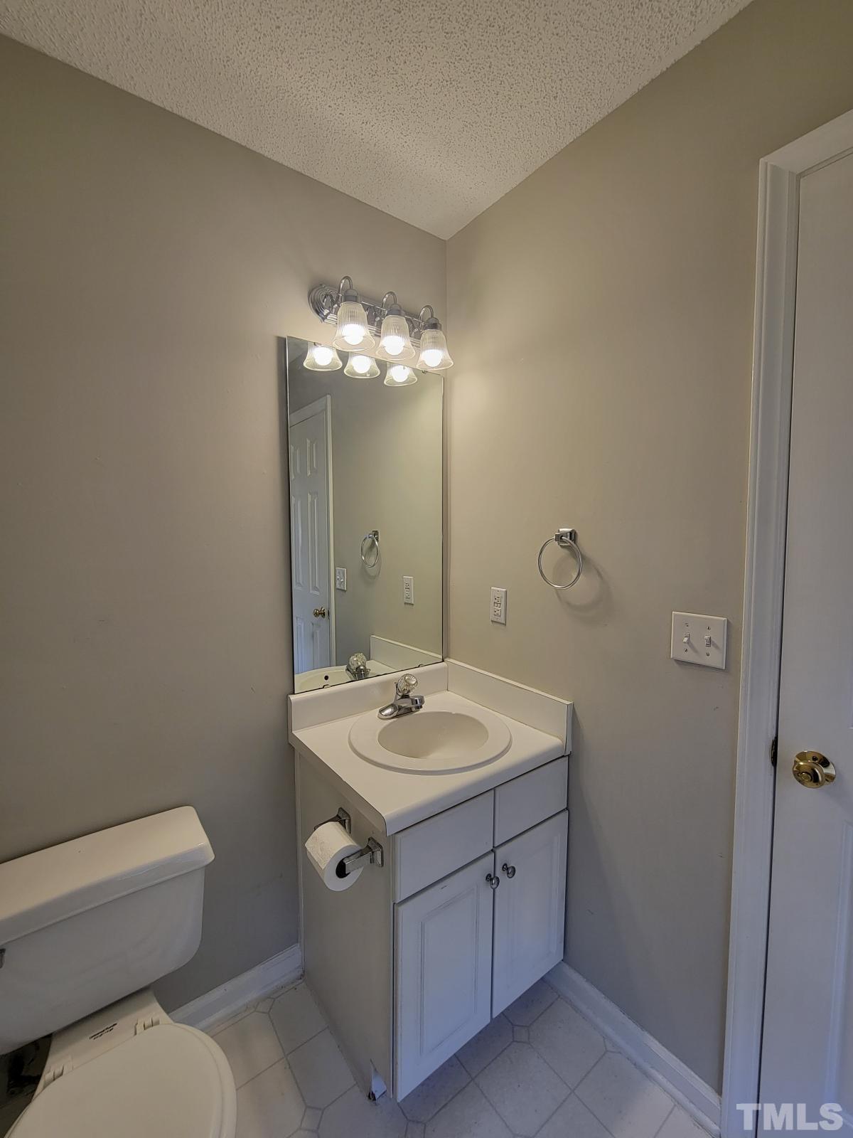 709 Cattail Circle Raleigh, NC 27610 - Photo 6 of 21 Photo #6