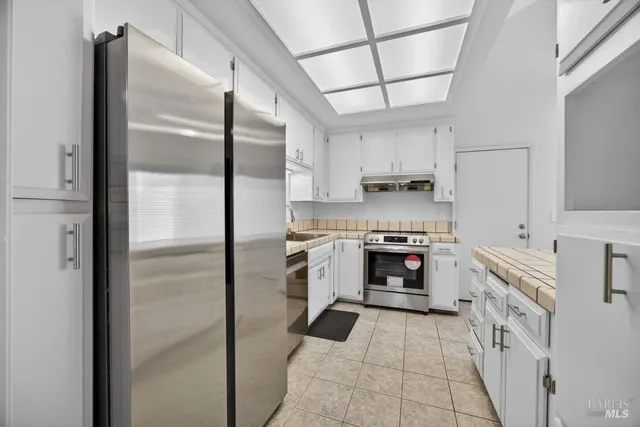 $435,000 | 1330 Blackberry Court, Dixon, CA 95620