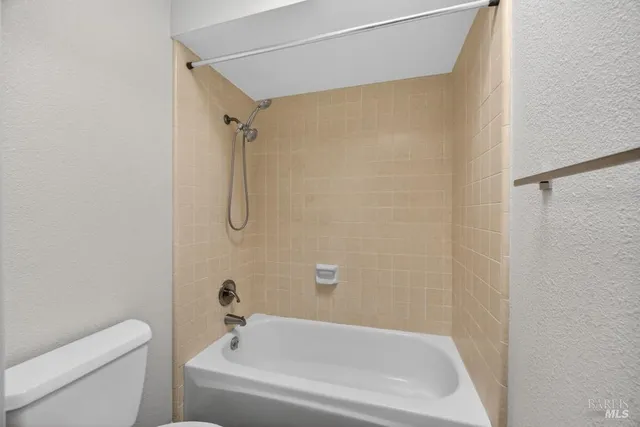 $435,000 | 1330 Blackberry Court, Dixon, CA 95620