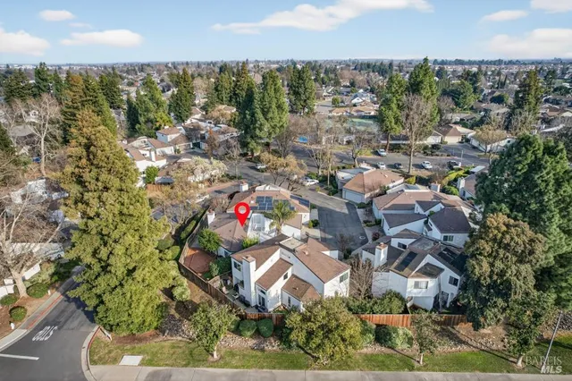 $435,000 | 1330 Blackberry Court, Dixon, CA 95620