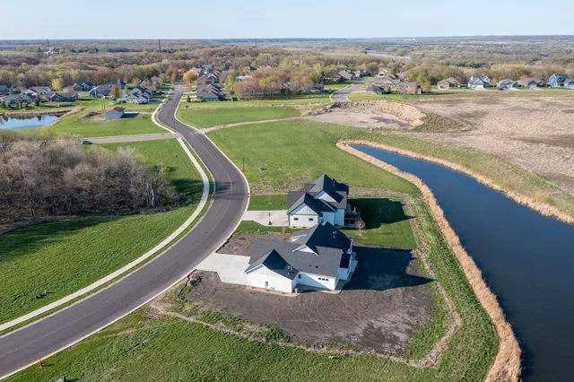 $765,000 | 2132 Deerwood Drive, North Mankato, MN 56003