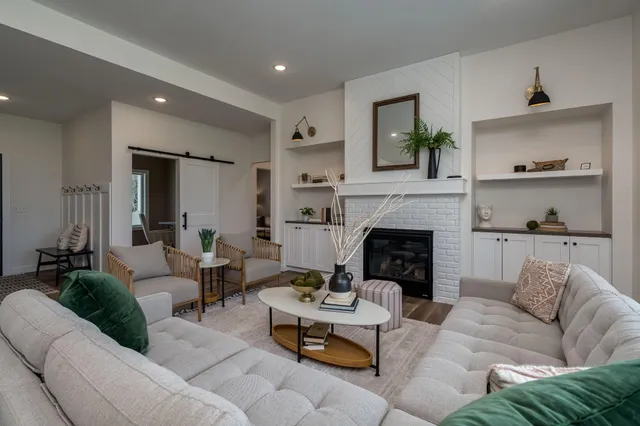 $765,000 | 2132 Deerwood Drive, North Mankato, MN 56003