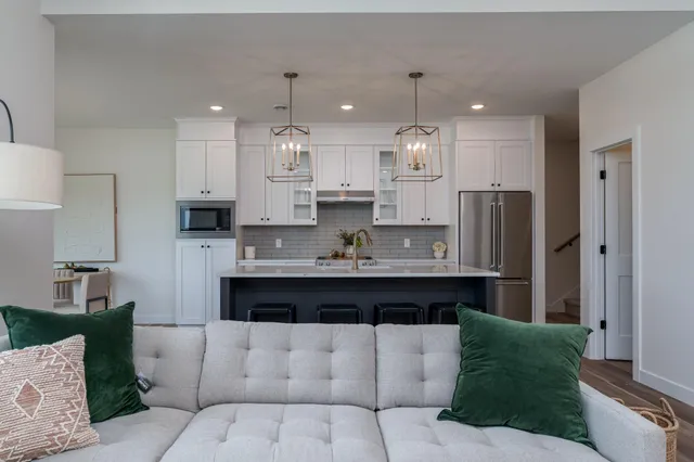 $765,000 | 2132 Deerwood Drive, North Mankato, MN 56003