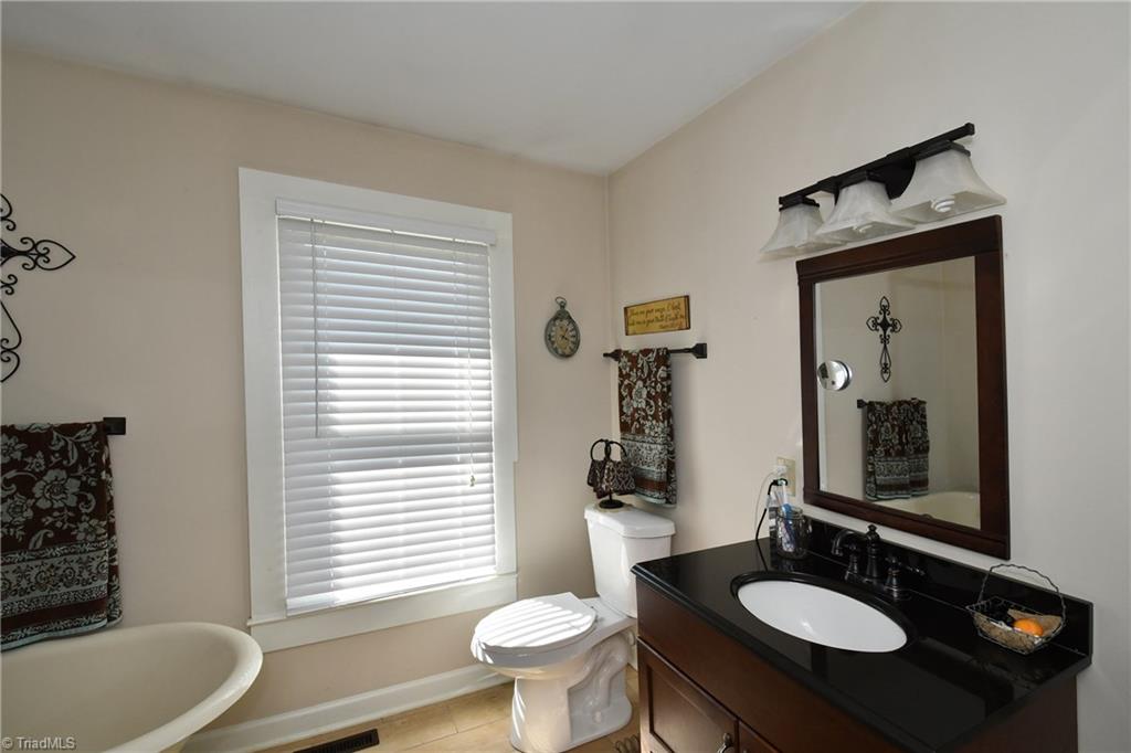 8911 Red Bank Road Germanton, NC 27019 - Photo 13 of 30 Gallery Image 13