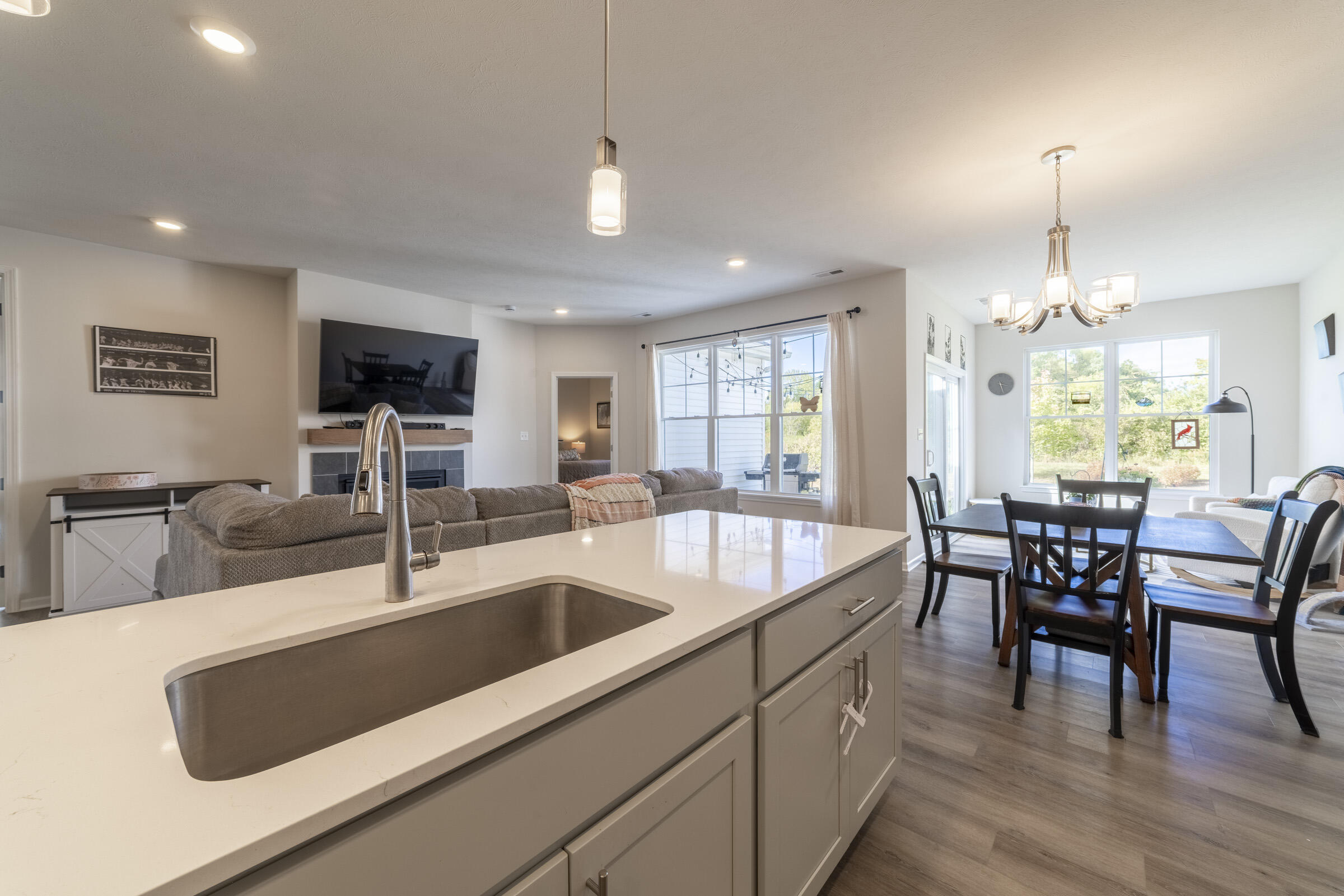 4352 Reflection Place Valparaiso, IN 46385 - Photo 15 of 37 2400x1601