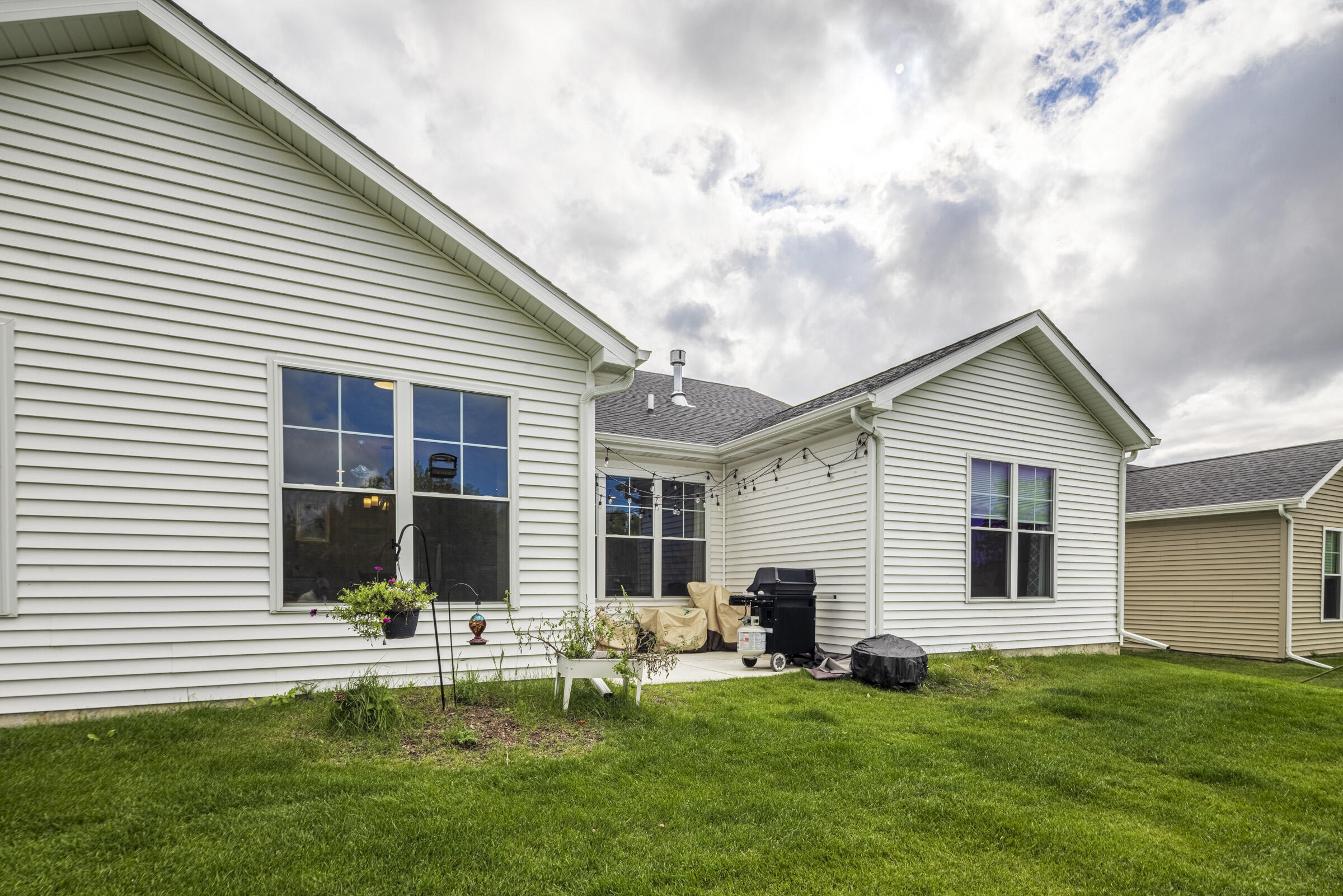 4352 Reflection Place Valparaiso, IN 46385 - Photo 36 of 37 2400x1601