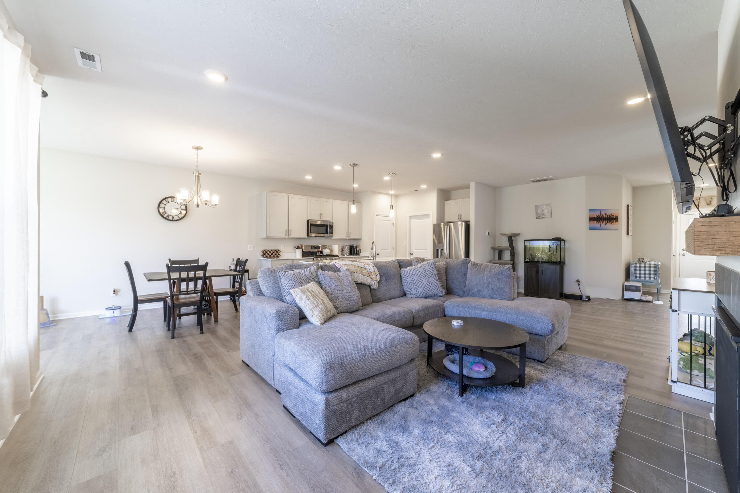 4352 Reflection Place Valparaiso, IN 46385 - Photo 6 of 37 2400x1601