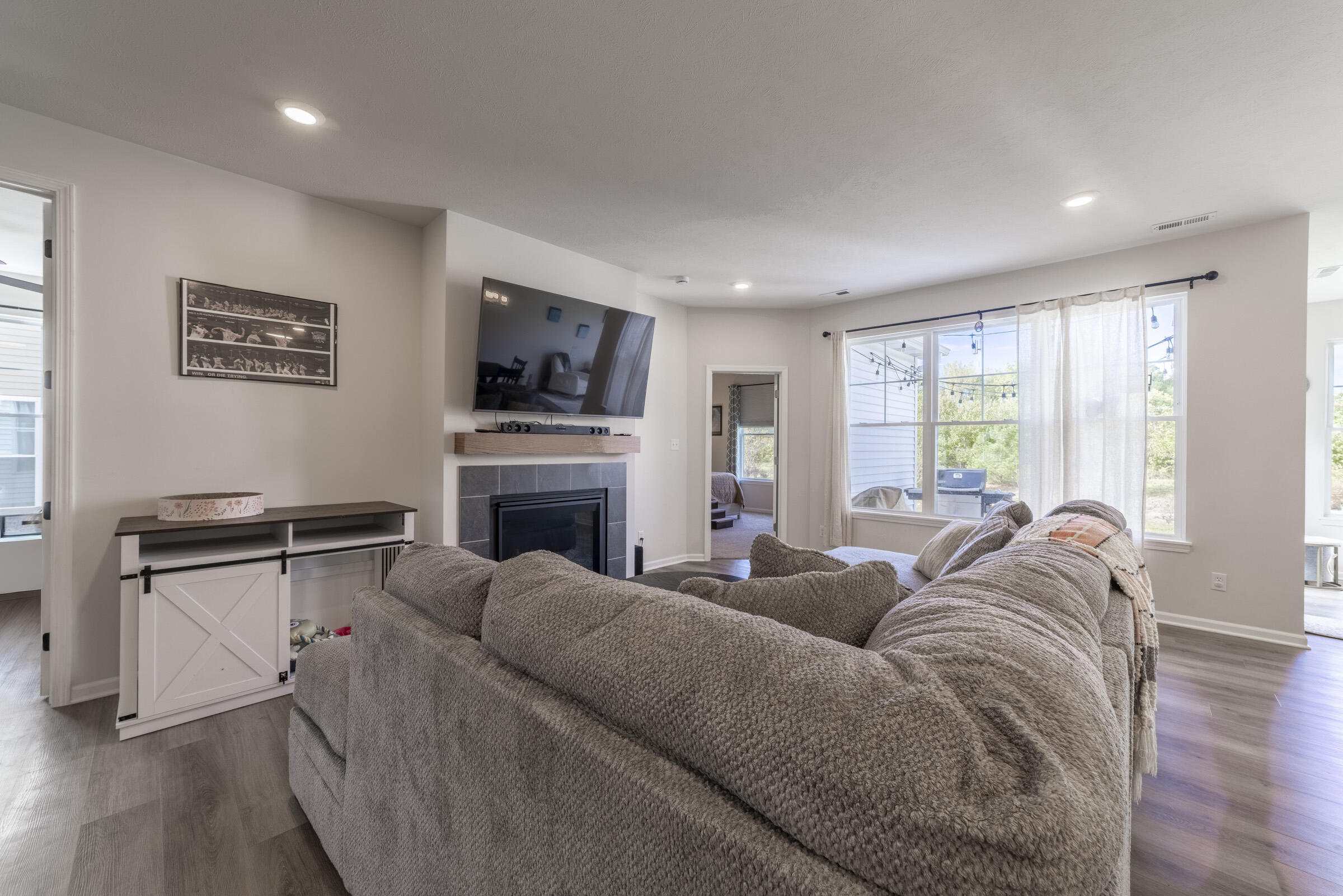 4352 Reflection Place Valparaiso, IN 46385 - Photo 8 of 37 2400x1601