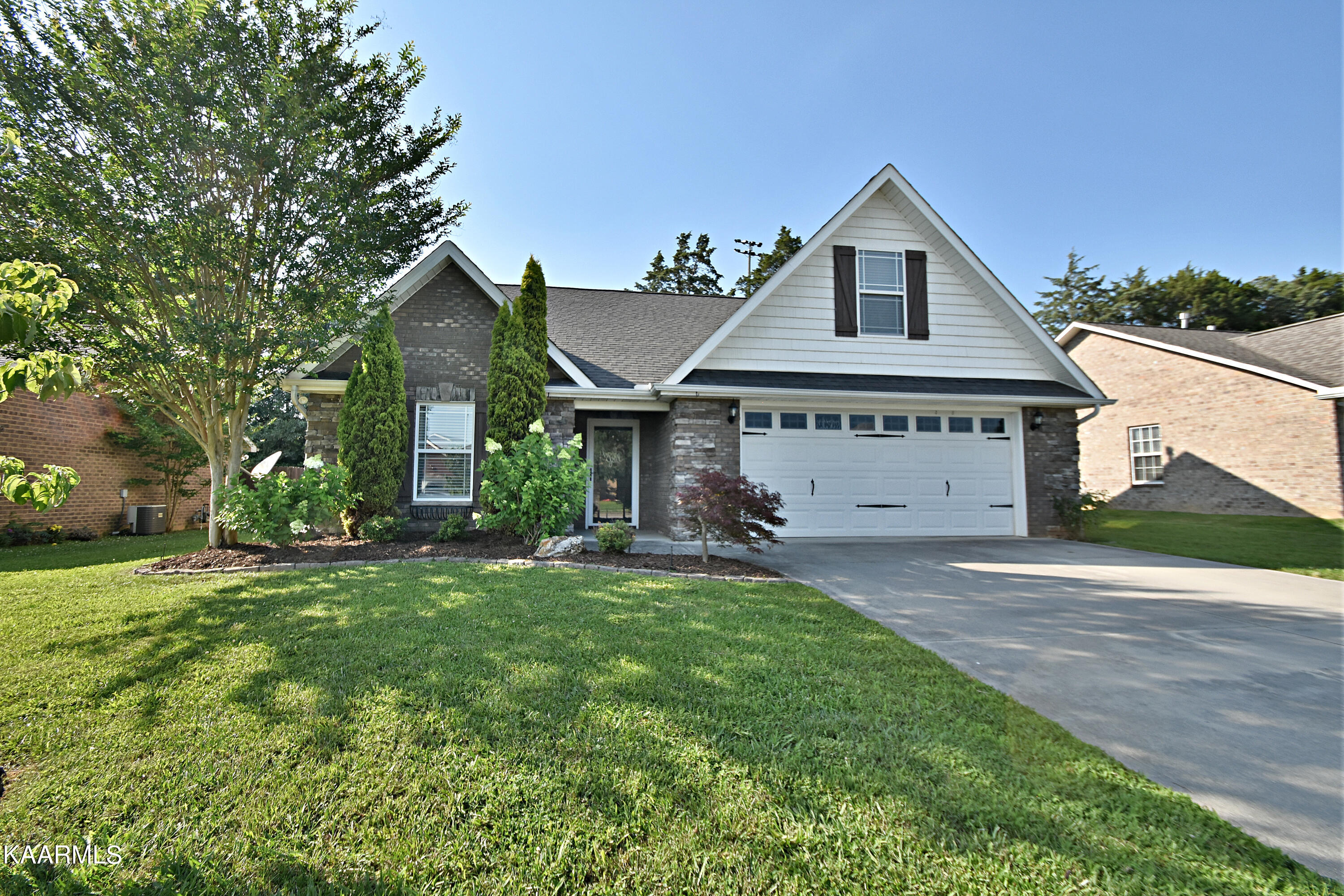 7636 Applecross Road Corryton, TN 37721 - Photo 1 of 26 Beautiful Home in Corryton TN