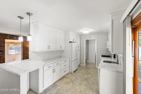 $450,000 | 1020 Crystal Drive, Toms River, NJ 08753
