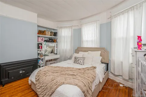 $995,000 | 785 Warburton Avenue, Yonkers, NY 10701