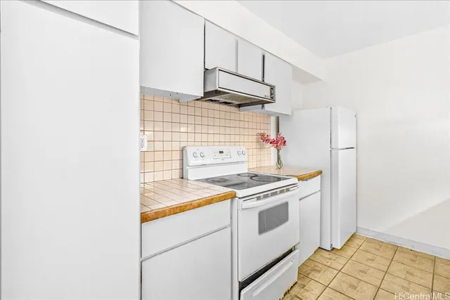 $750,000 | 333 Aoloa Street, Unit 306, Kailua, HI 96734