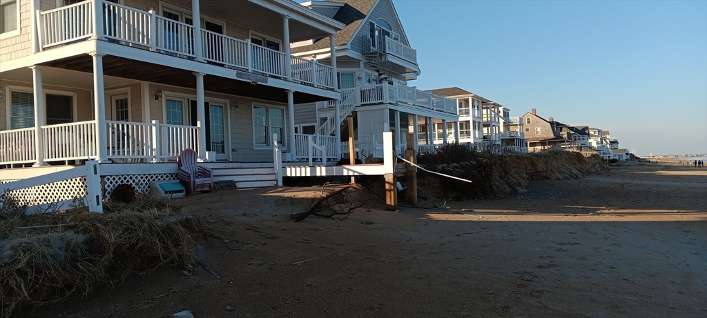 398 North End, Unit B Salisbury, MA 01952 - Photo 10 of 13