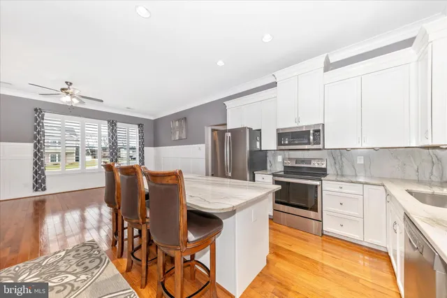 $599,000 | 210 Aylesbury Lane, Martinsburg, WV 25403