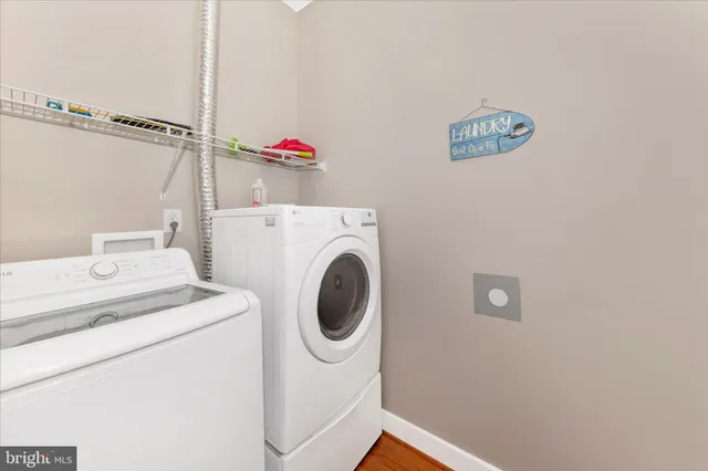 $599,000 | 210 Aylesbury Lane, Martinsburg, WV 25403