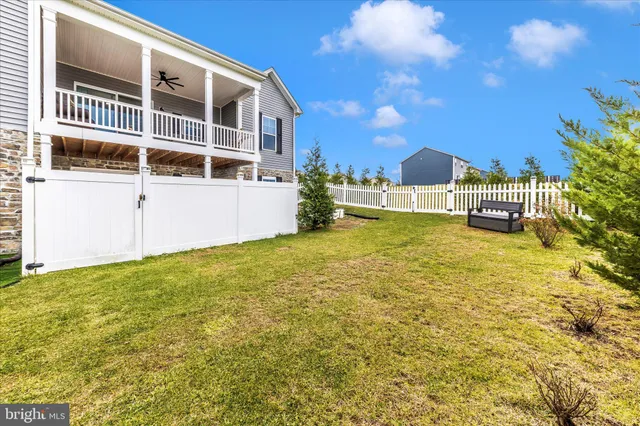 $599,000 | 210 Aylesbury Lane, Martinsburg, WV 25403