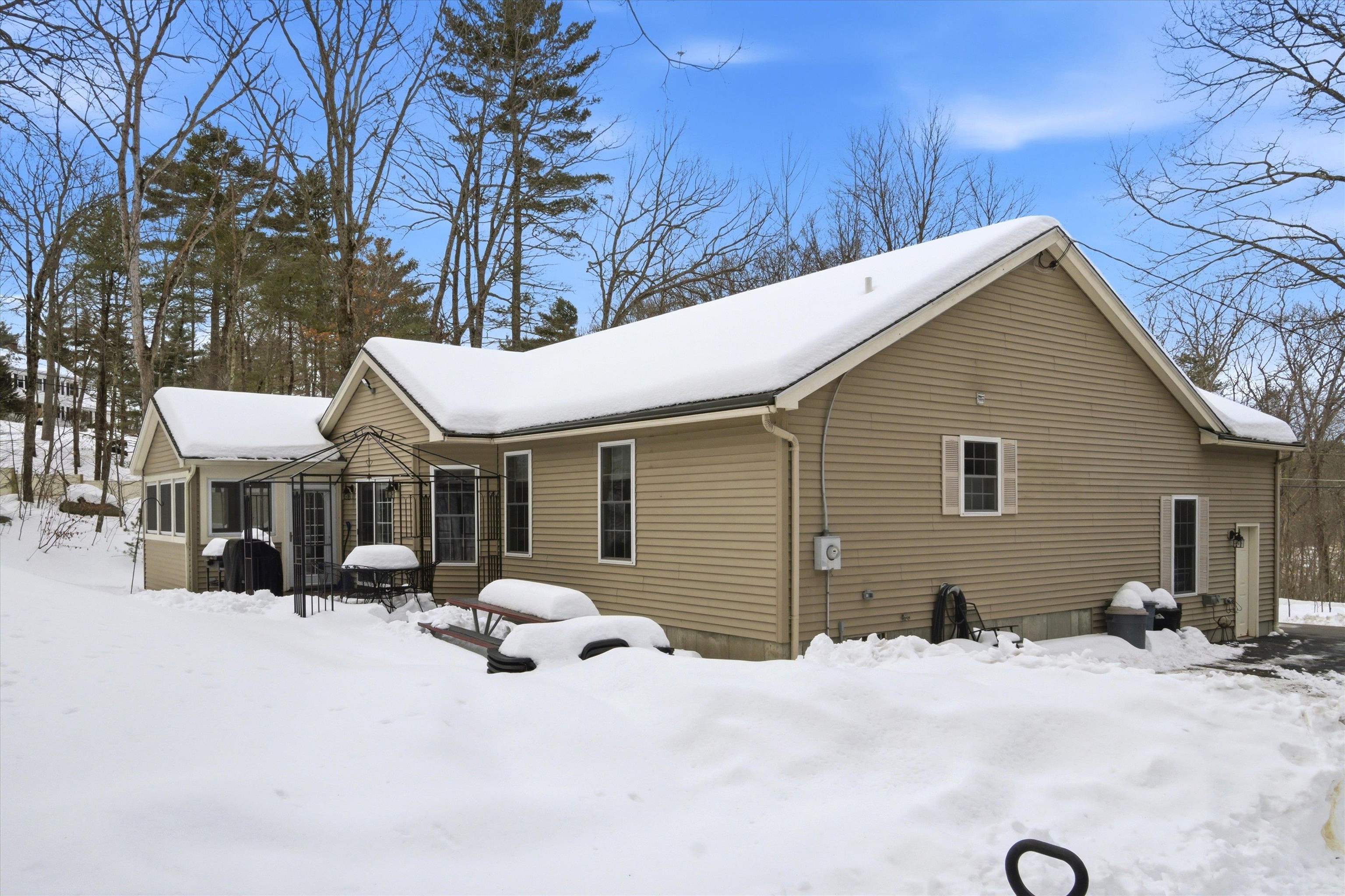 15 Grey Rock Road Bedford, NH 03110 - Photo 3 of 55 Gallery Image 3