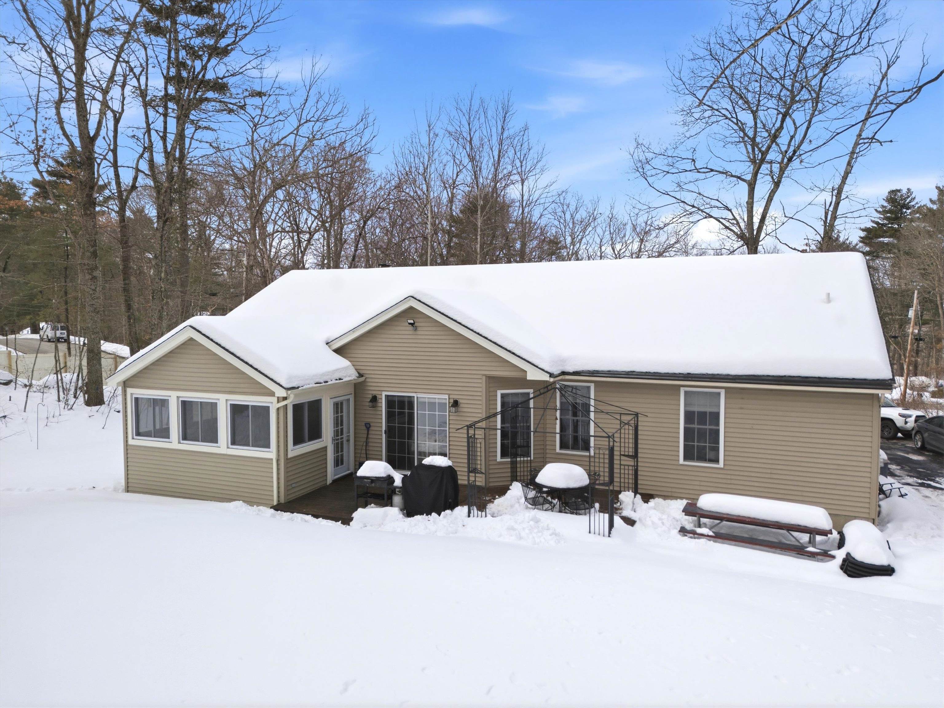 15 Grey Rock Road Bedford, NH 03110 - Photo 4 of 55 Gallery Image 4