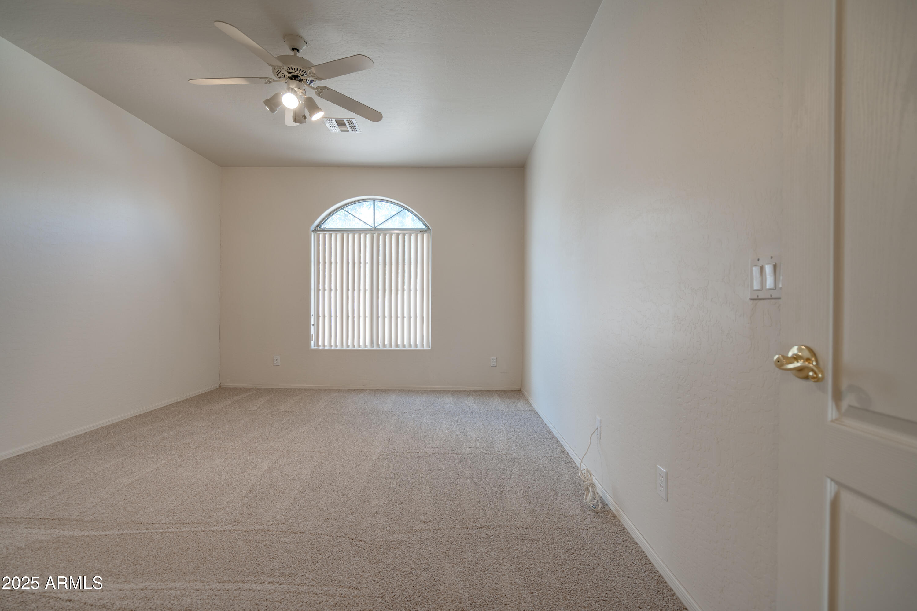 320 South 70th Street, Unit 8 Mesa, AZ 85208 - Photo 26 of 36 70th-38