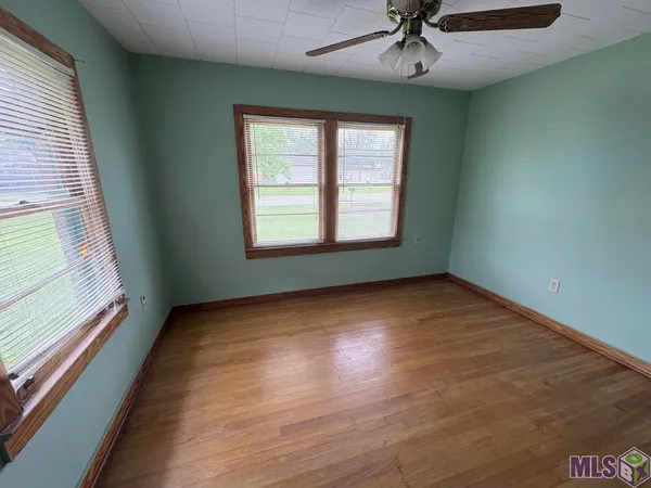 $125,000 | 431 West Jeansonne Street, Gonzales, LA 70737