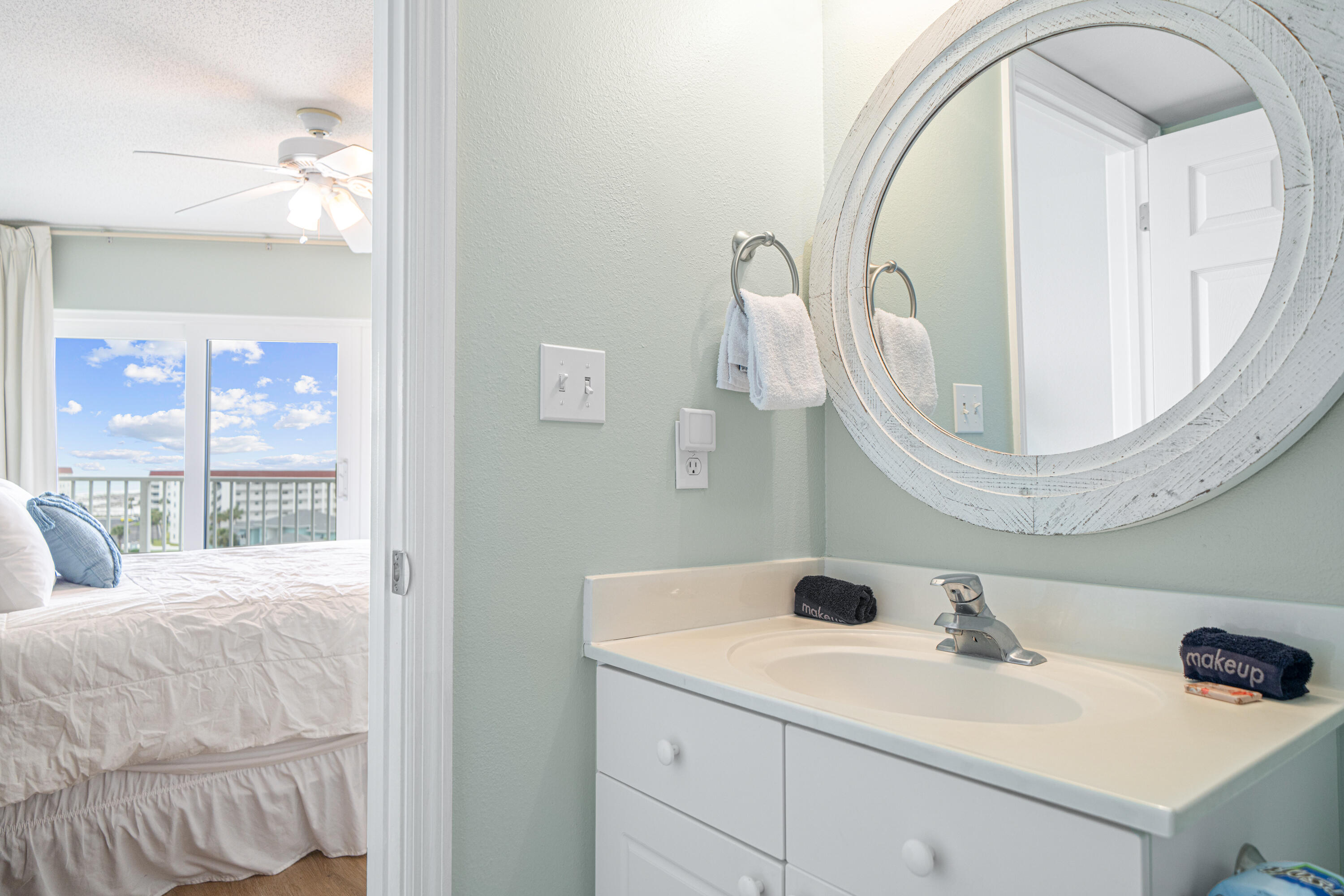 895 Santa Rosa Boulevard, Unit 715 Fort Walton Beach, FL 32548 - Photo 20 of 55 DSC01558