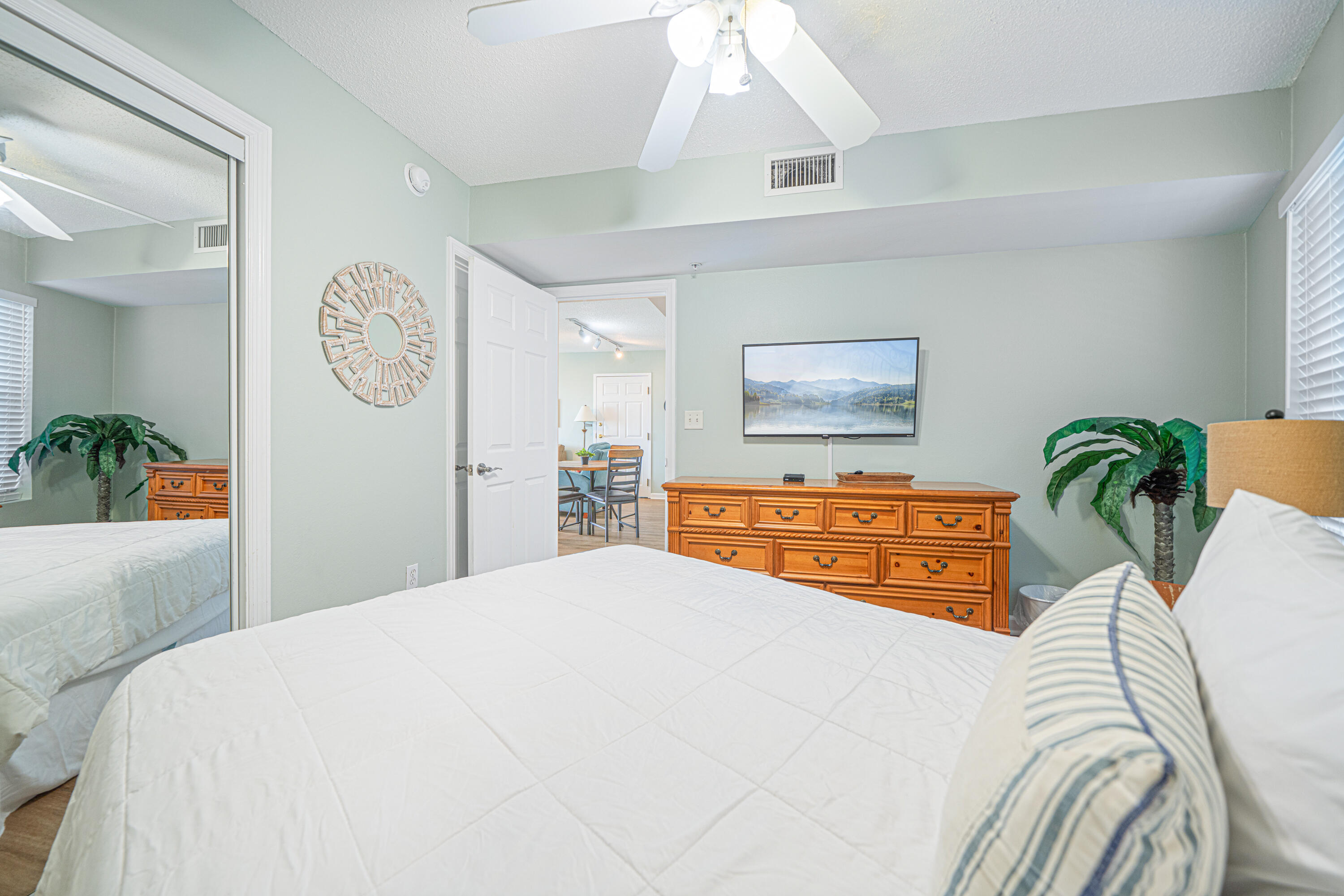 895 Santa Rosa Boulevard, Unit 715 Fort Walton Beach, FL 32548 - Photo 9 of 55 DSC01613