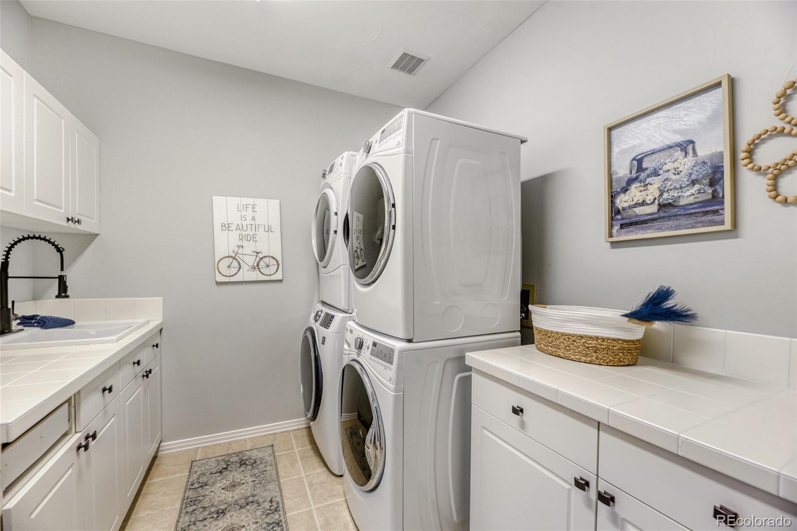 5591 Rim View Place Parker, CO 80134 - Photo 19 of 50