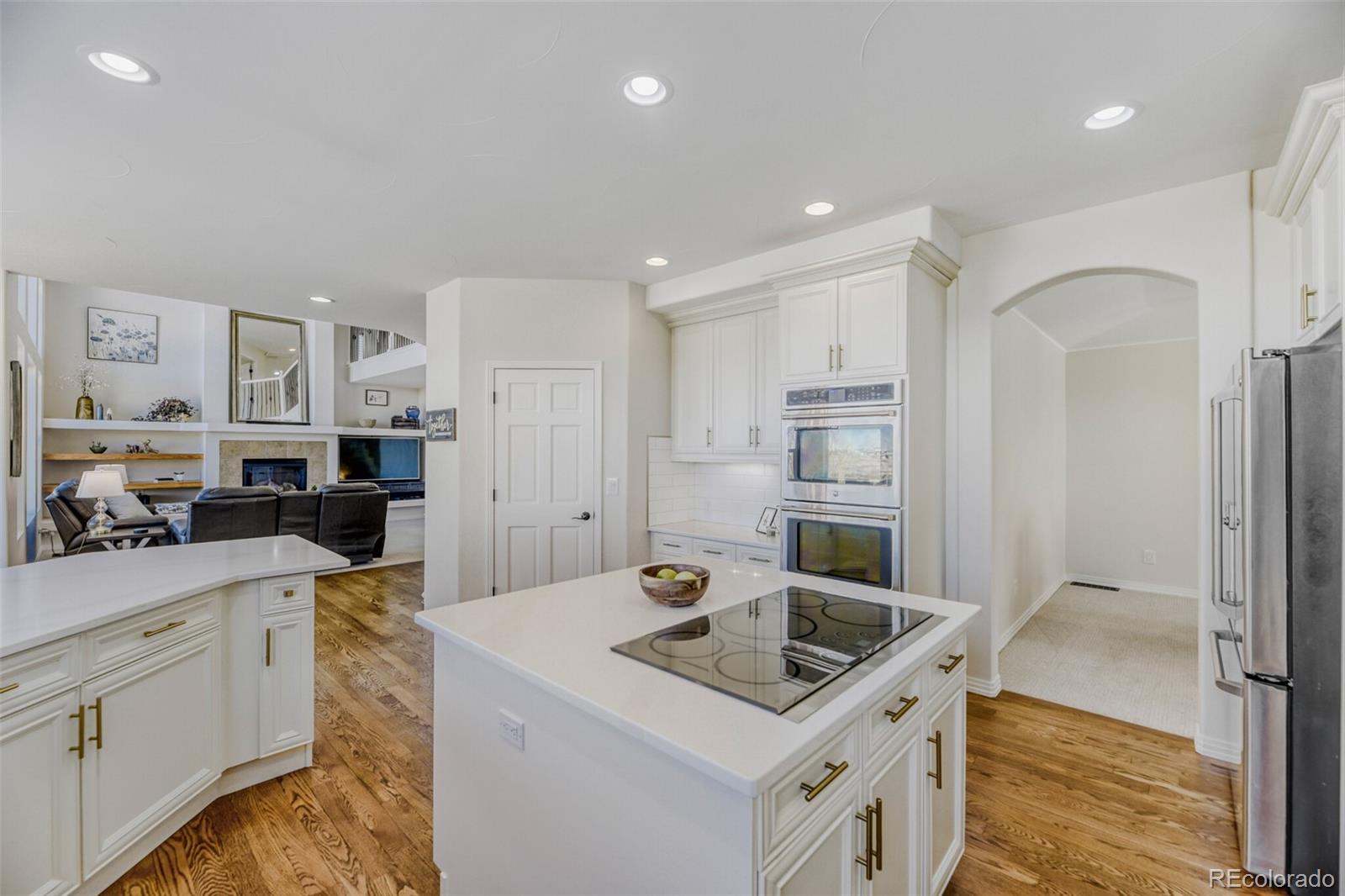 5591 Rim View Place Parker, CO 80134 - Photo 8 of 50