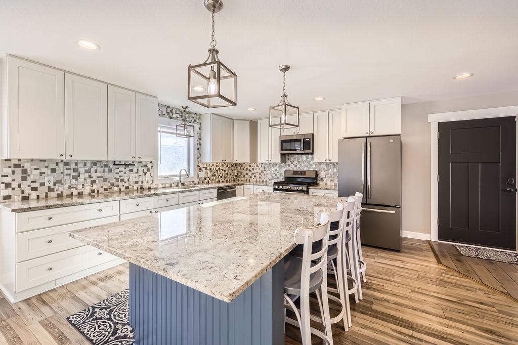 2865 Pilot Knob Road Eagan, MN 55121 - Photo 2 of 34