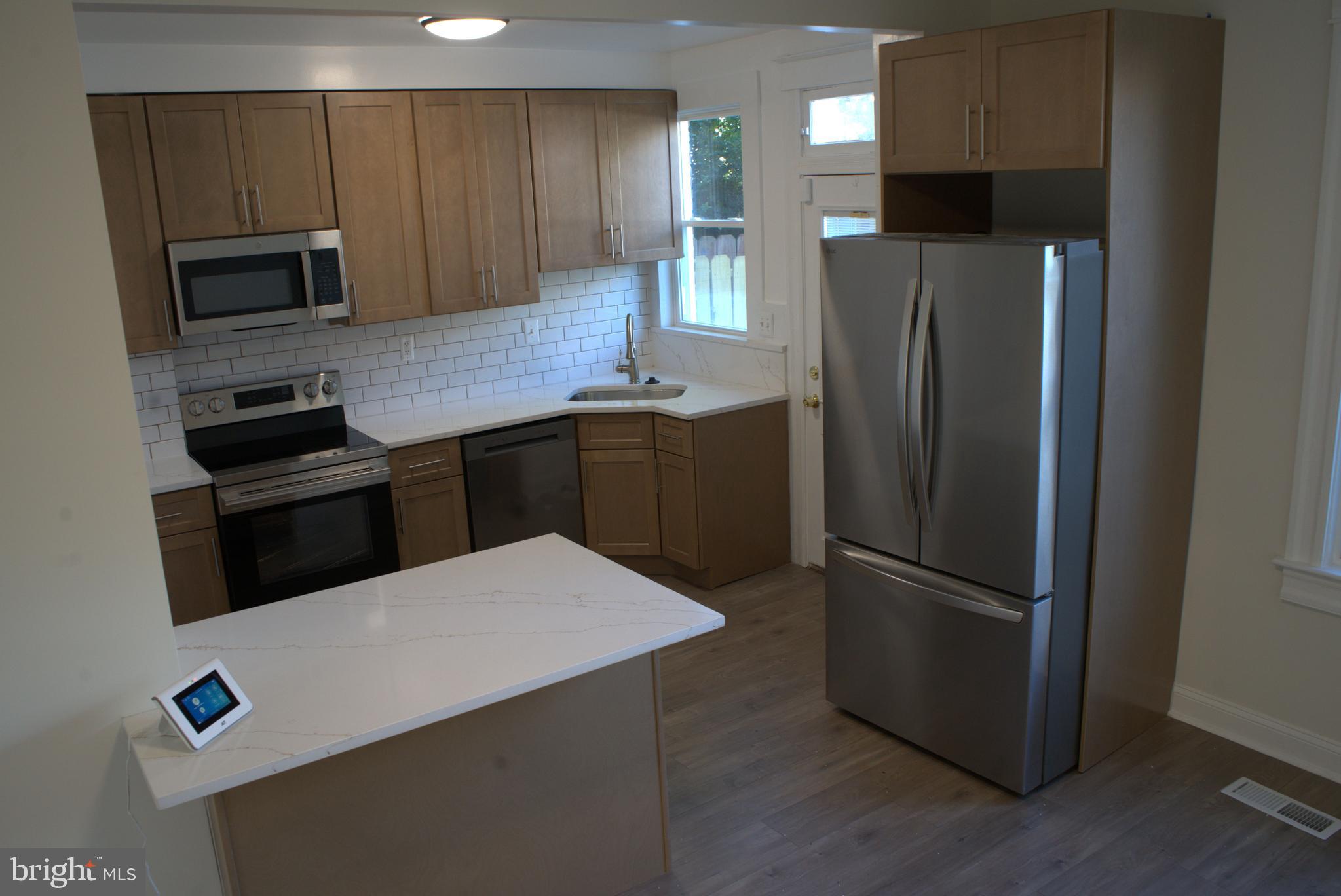 117 South Wickham Road Baltimore, MD 21229 - Photo 42 of 121 Kitchen21