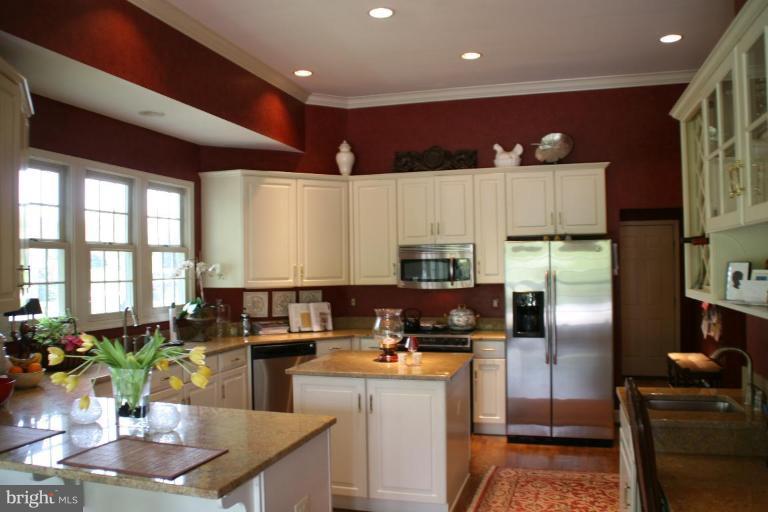 3602 Jackson Cabin Road Phoenix, MD 21131 - Photo 6 of 8 Kitchen