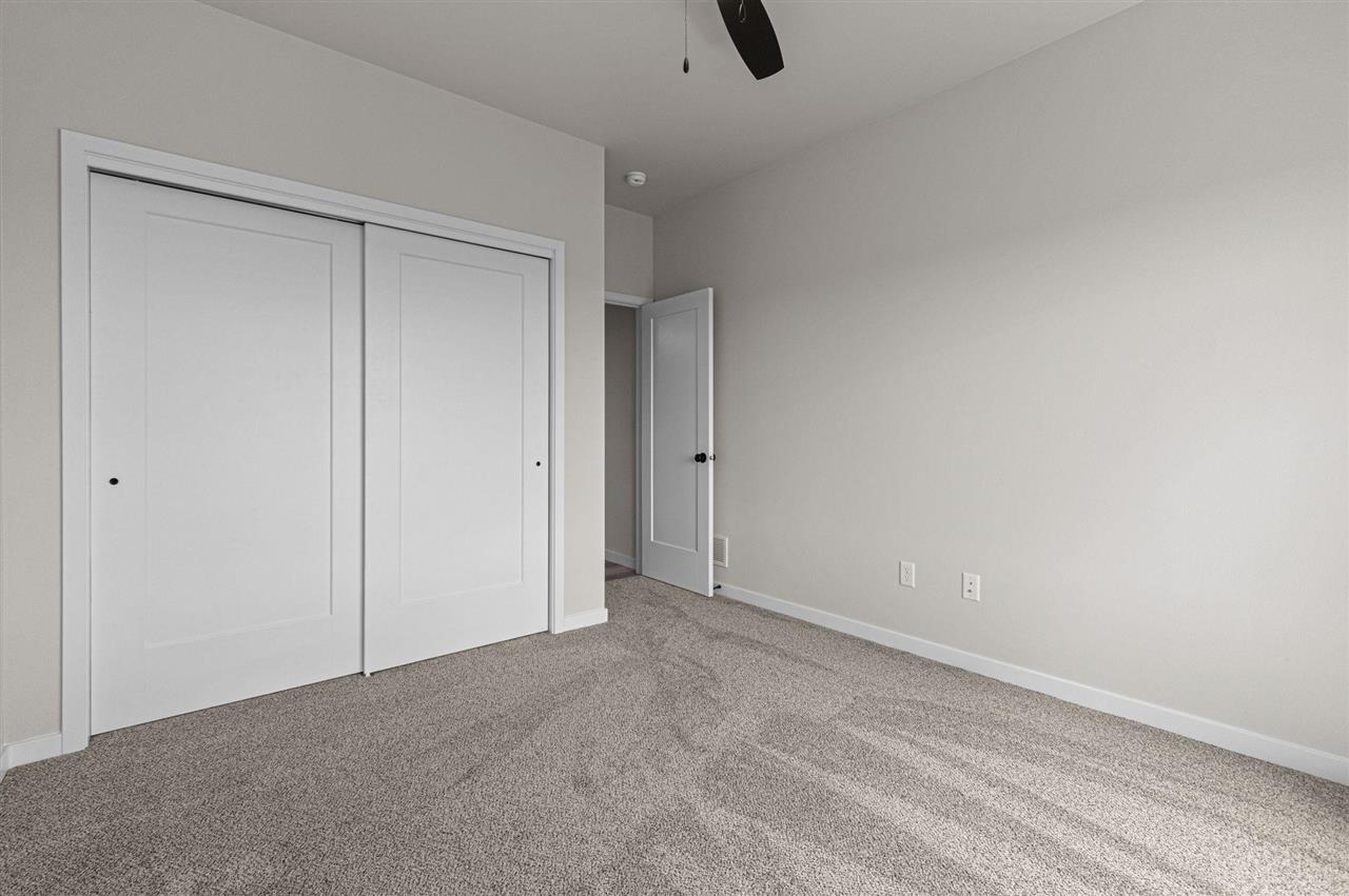 3072 Ridgeview Circle Coralville, IA 52241 - Photo 27 of 39 Gallery Image 27
