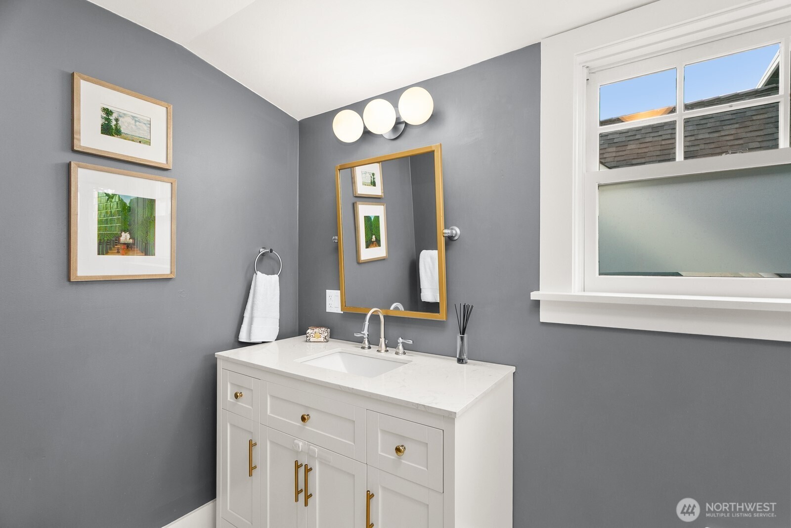 728 33rd Avenue Seattle, WA 98122 - Photo 15 of 25