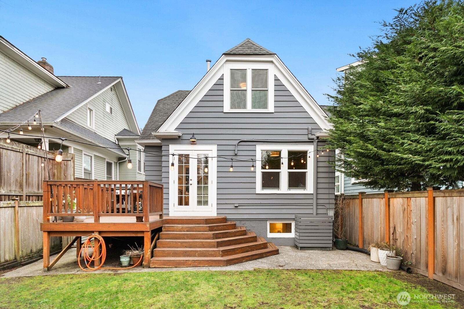 728 33rd Avenue Seattle, WA 98122 - Photo 22 of 25