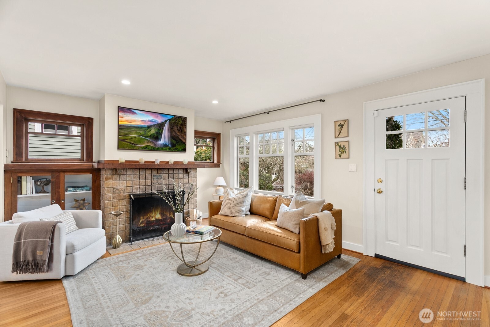 728 33rd Avenue Seattle, WA 98122 - Photo 3 of 25