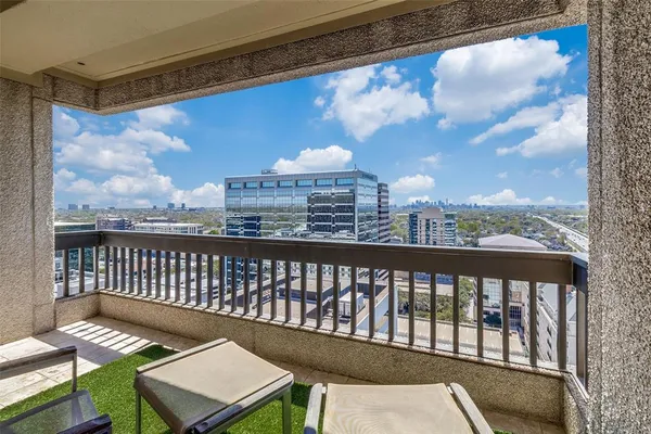 $4,300 | 5909 Luther Lane, Unit 2203, Dallas, TX 75225