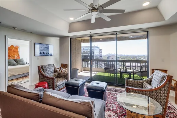 $4,300 | 5909 Luther Lane, Unit 2203, Dallas, TX 75225