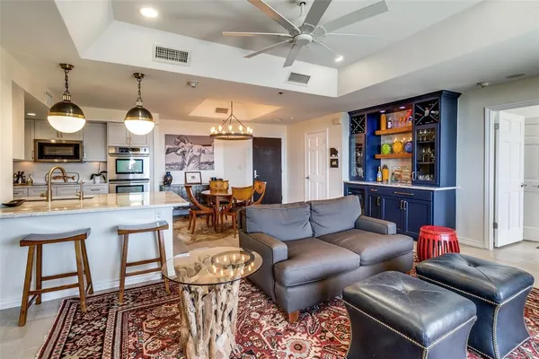 $4,300 | 5909 Luther Lane, Unit 2203, Dallas, TX 75225