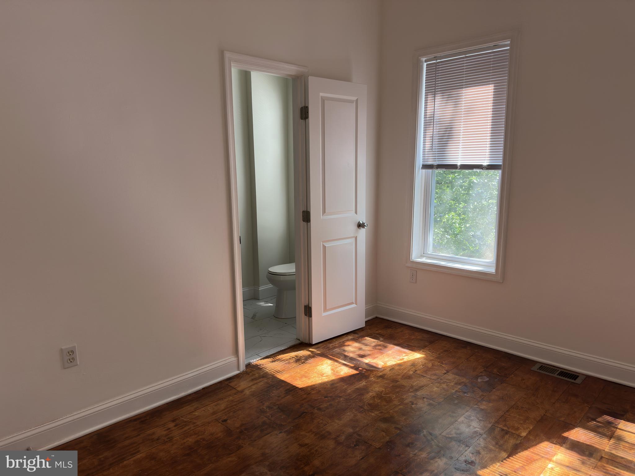 113 15th Street Southeast Washington, DC 20003 - Photo 25 of 27
