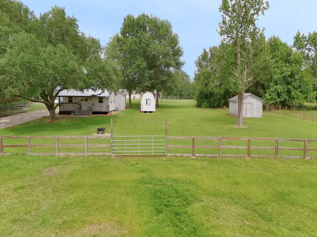 a house view with a outdoor space