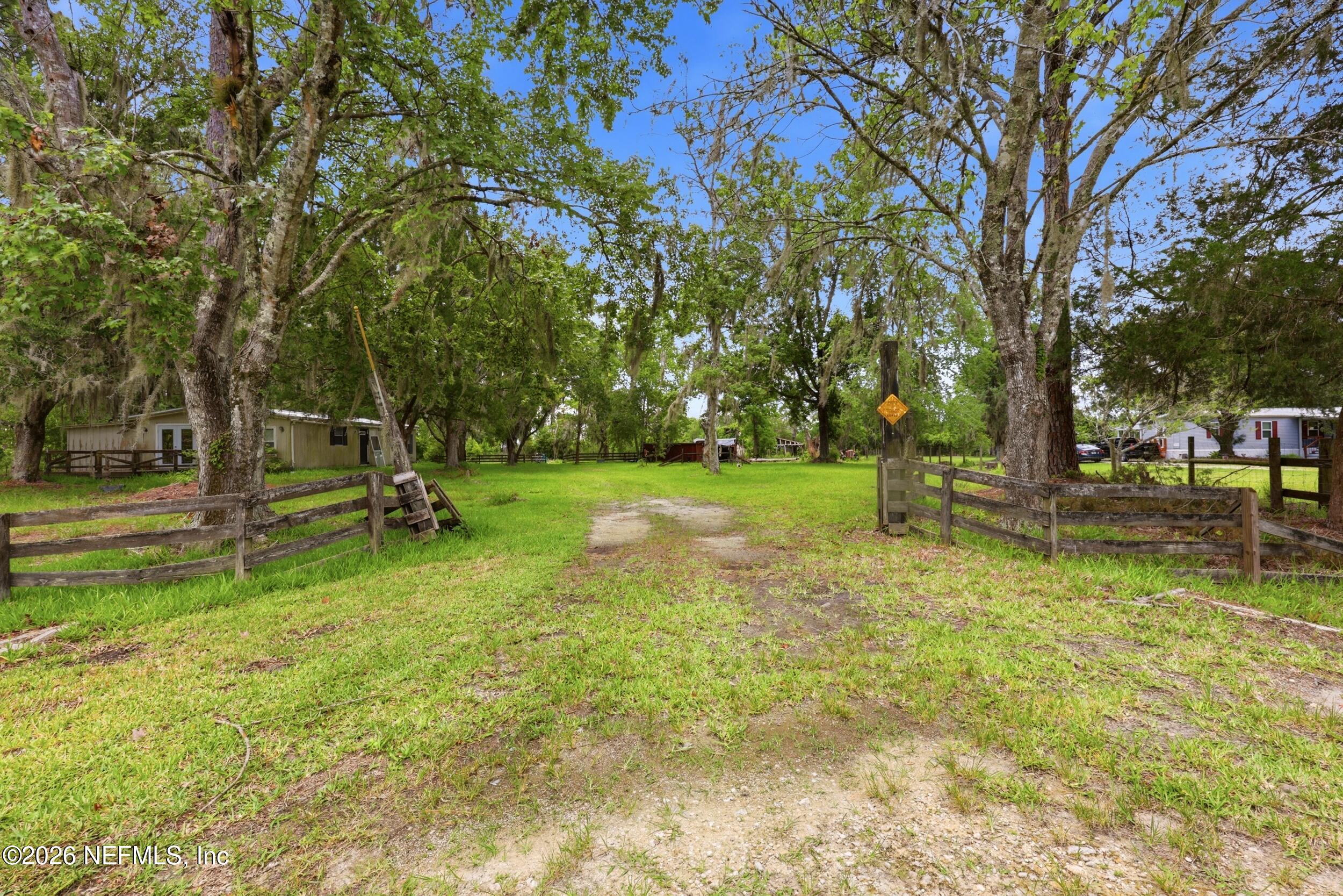 4274 Southeast 109th Street Starke, FL 32091 - Photo 3 of 13 the real estateographers__014
