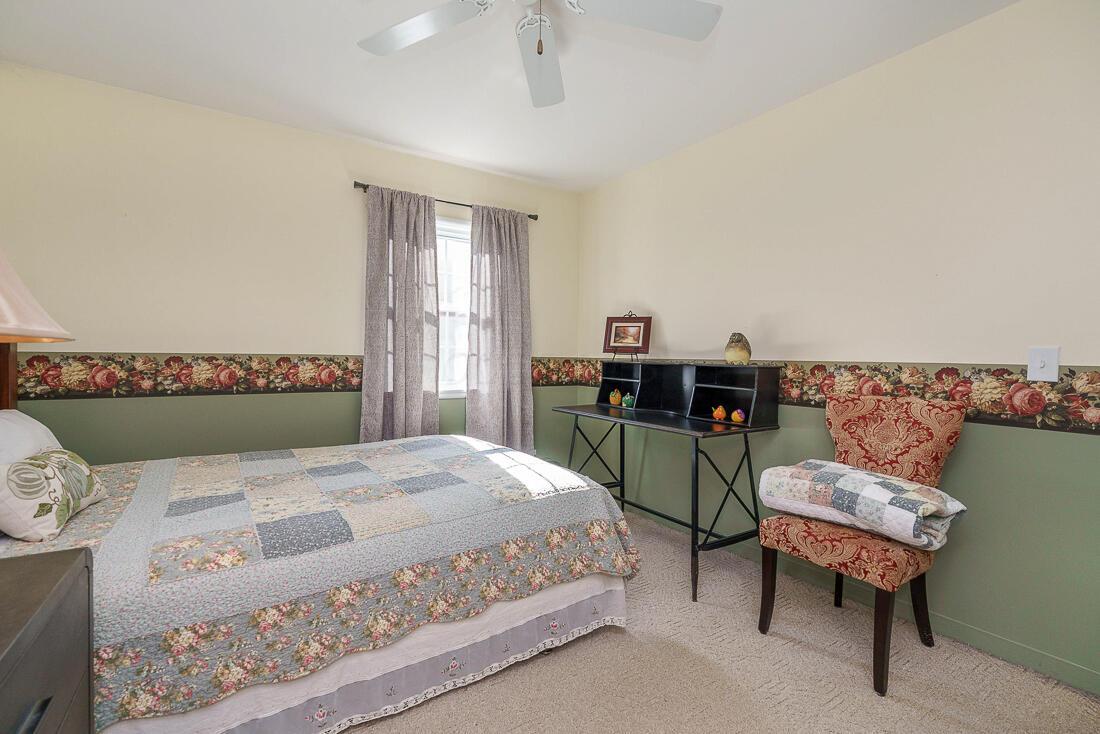 381 Darbyhurst Road Columbus, OH 43228 - Photo 19 of 30 bed 1 2