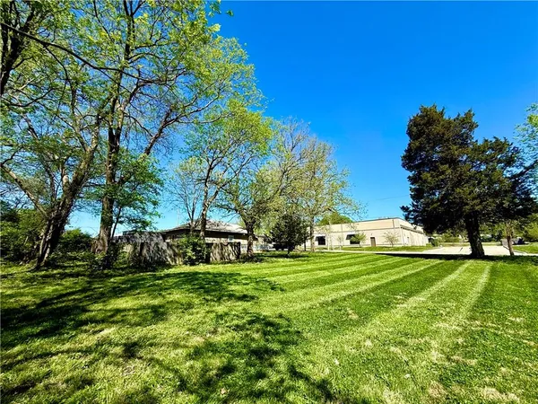 $129,500 | 1239 West South Street, Independence, MO 64050
