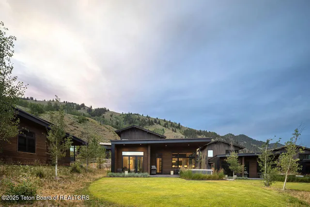 $3,795,000 | 14155 Drake Drive, Jackson, WY 83001