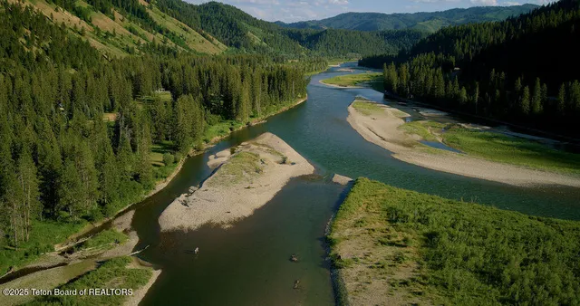 $3,795,000 | 14155 Drake Drive, Jackson, WY 83001