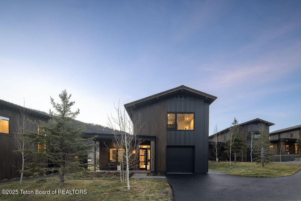 14155 Drake Drive Jackson, WY 83001 - Photo 3 of 32 Exterior